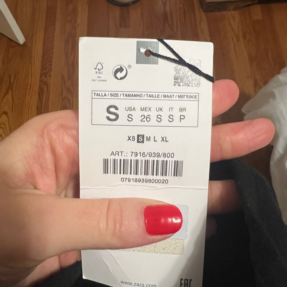 Brand new Zara linen dress with puffy sleeves. NWT - Picture 8 of 8